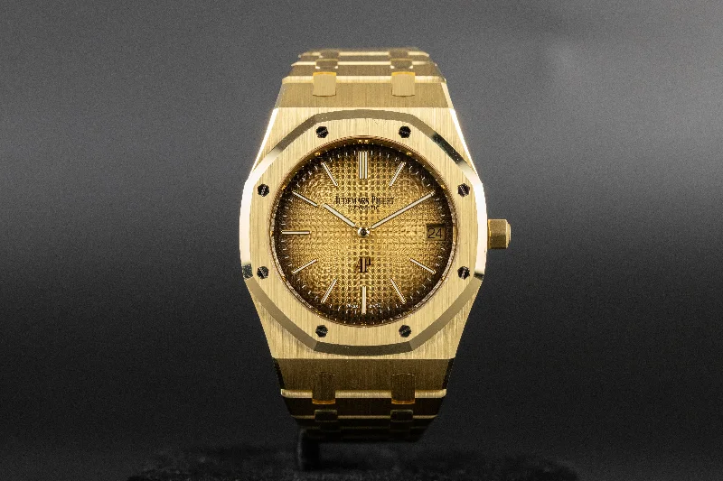 Audemars Piguet<br>16202BA Royal Oak "Jumbo Extra-Thin"