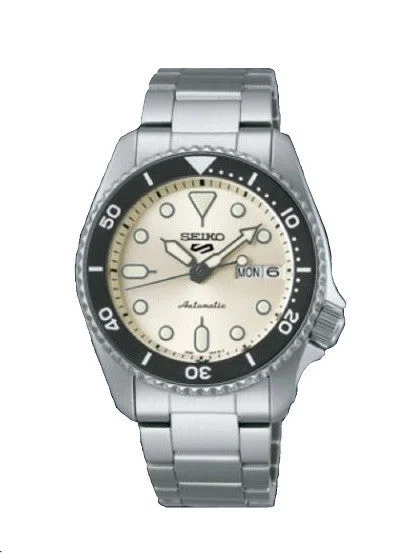 Seiko - 5 SPORTS