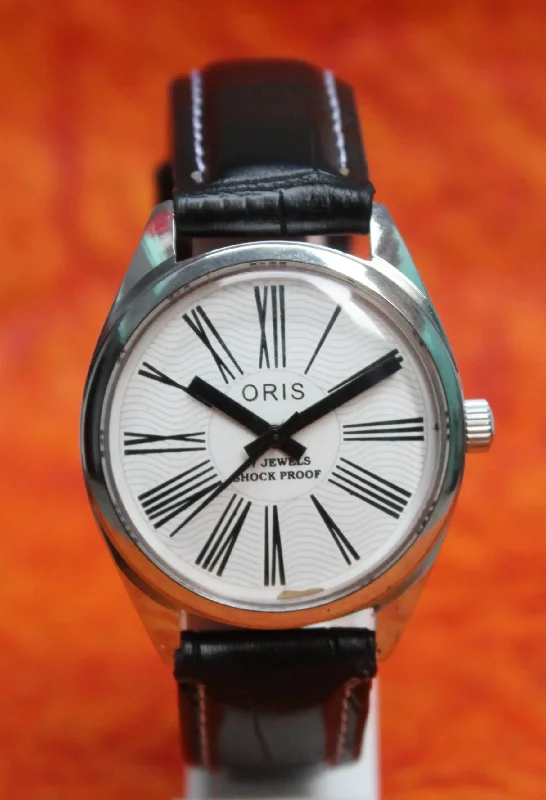 Oris Vintage Wristwatch 17 Jewels ST96 Mechanical Hand Wind Swiss Made