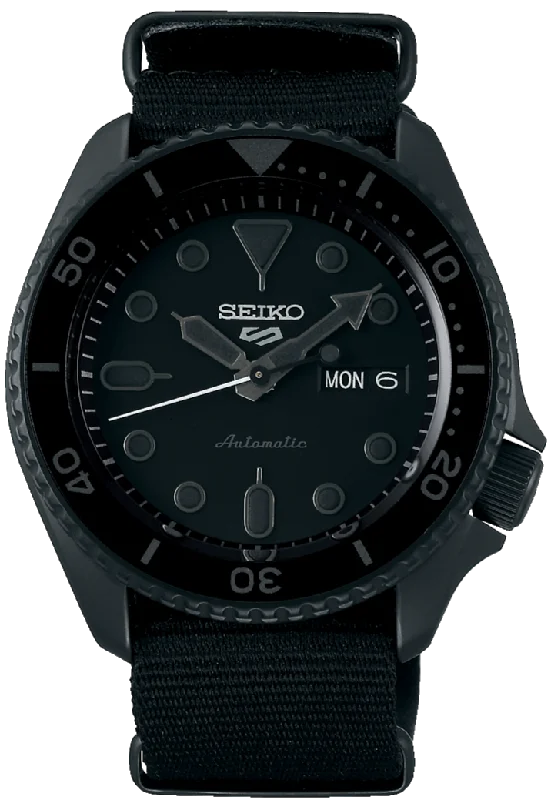 Seiko 5 Sports SKX Series Street Style Mechanical Automatic All Black SRPD79