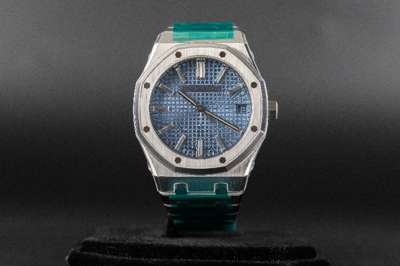 Audemars Piguet<br>15510BC Royal Oak Ice Blue Diamond Dial Limited Edition of 100