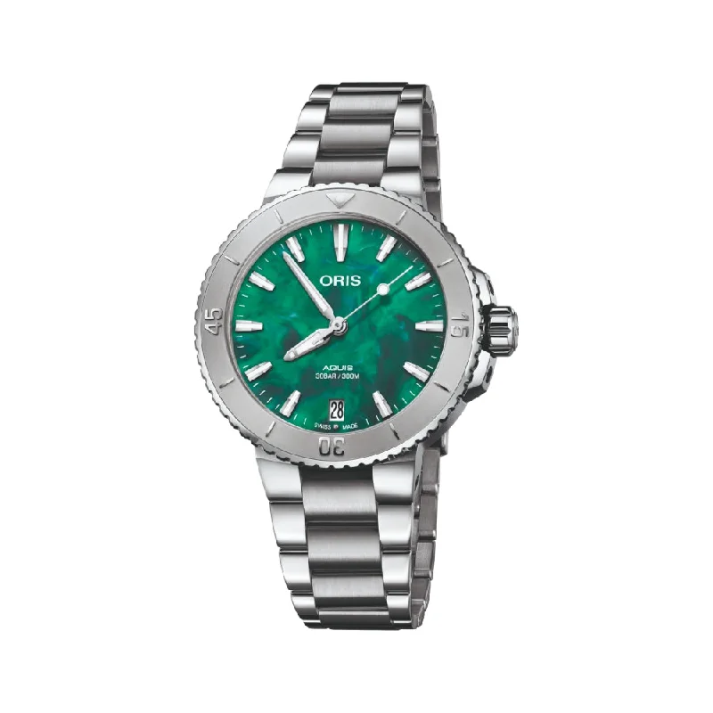 ORIS X BRACENET 36.5mm - Green on Bracelet