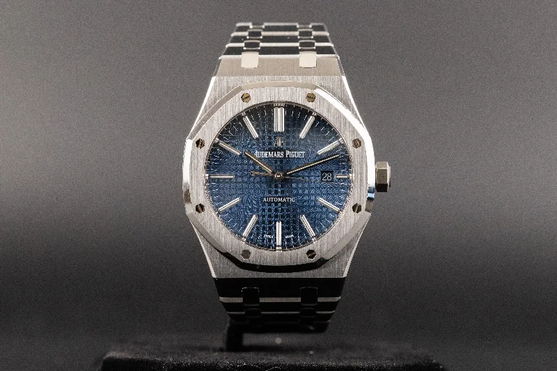 Audemars Piguet<br>15400ST Royal Oak Blue Dial